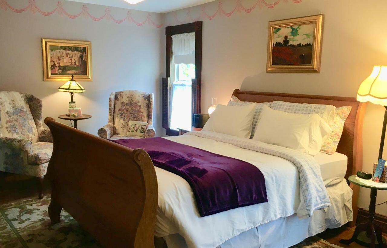 Trimmer House Bed And Breakfast Penn Yan Exterior photo