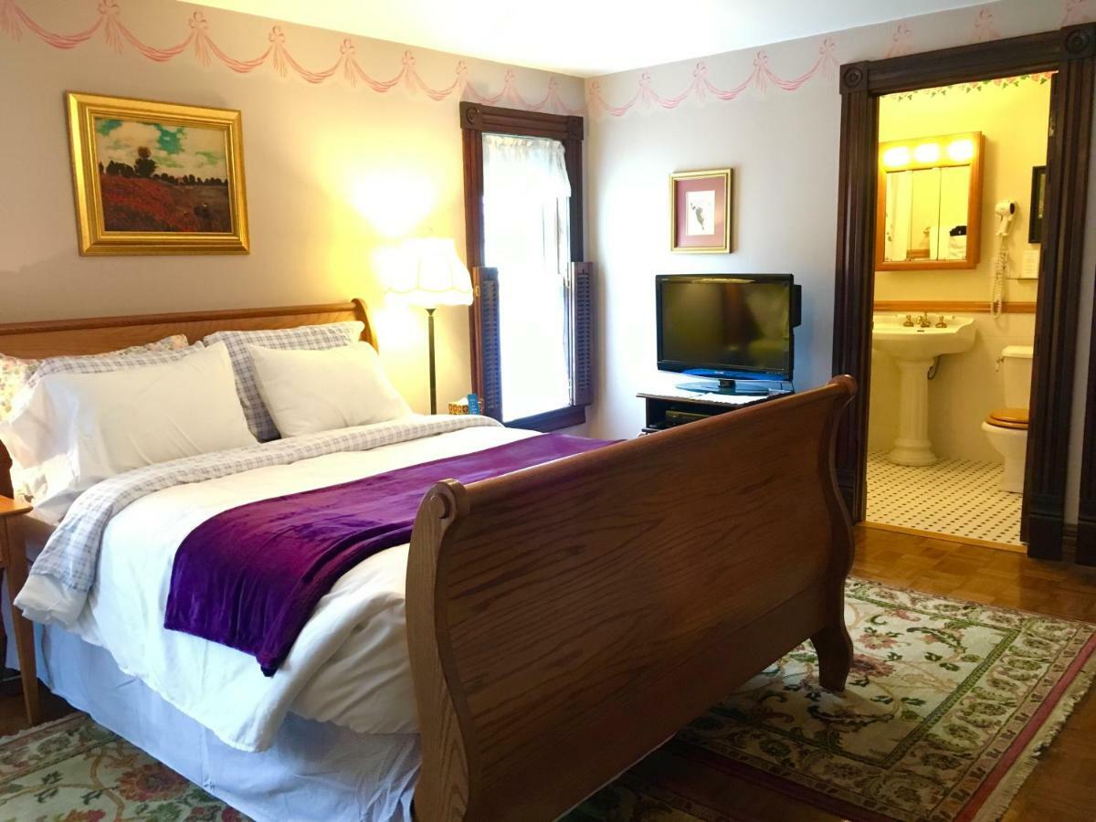 Trimmer House Bed And Breakfast Penn Yan Exterior photo