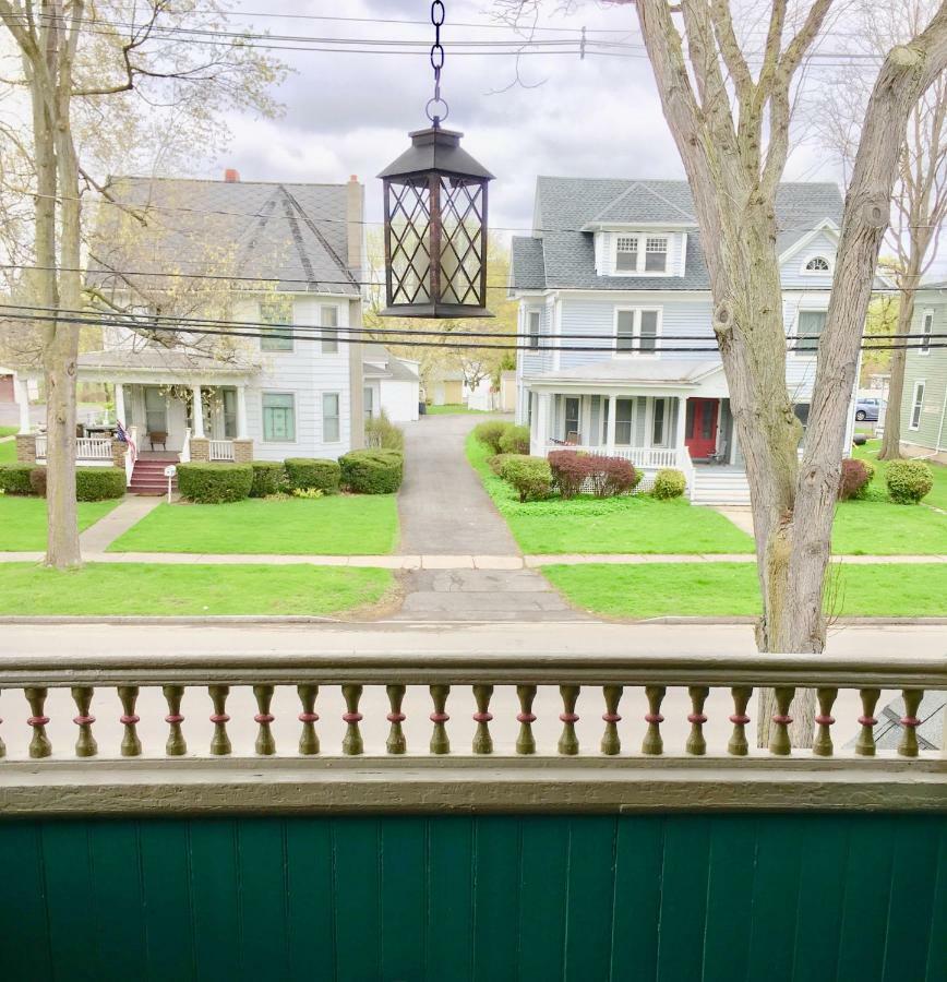 Trimmer House Bed And Breakfast Penn Yan Exterior photo